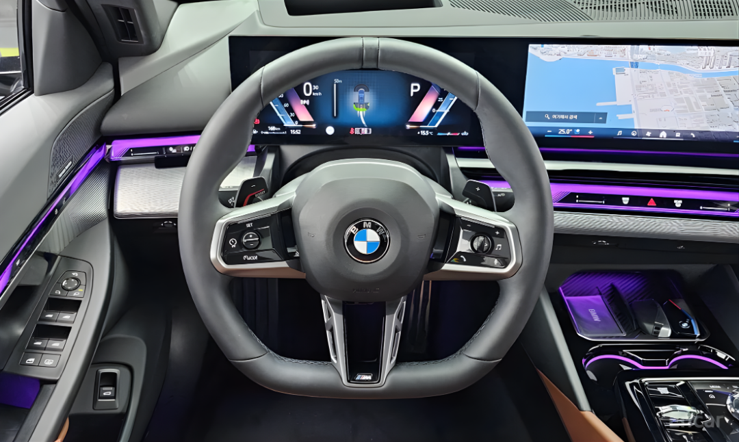 BMW 530i xDrive M Sport (G60) الصورة 13